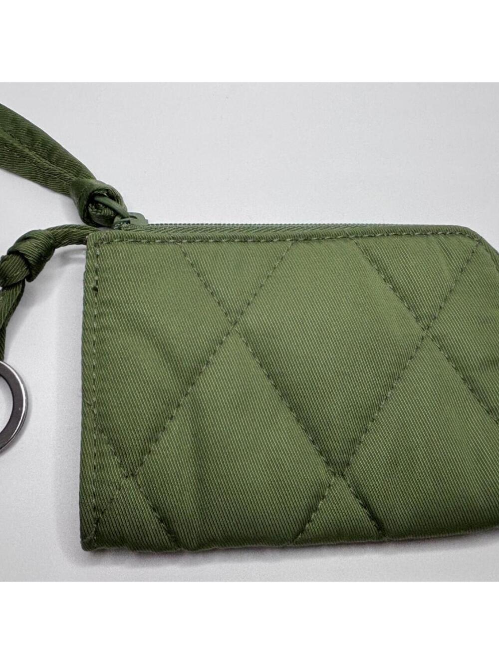 ✨ NEW WITHOUT TAGS ✨Vera Bradley Quilted Zip Card / Credit Card / ID Pouch Olive